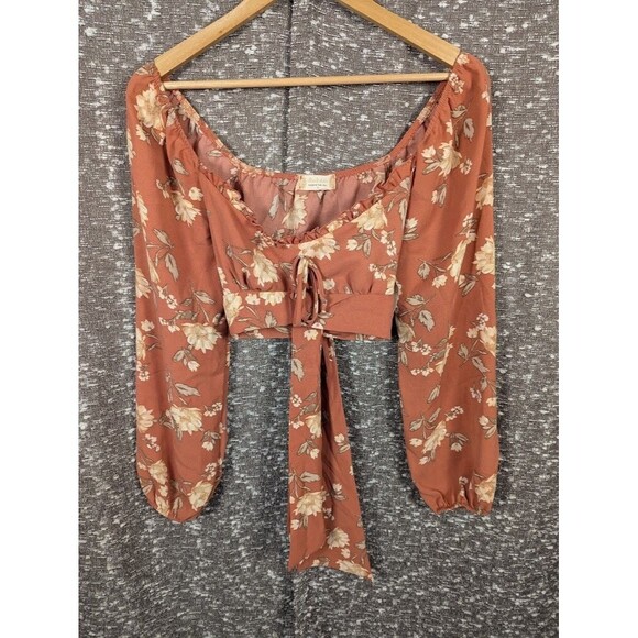 Altar'd State Tops - NWT Altar'd State Floral Long Sleeve Crop Top Tie in‎ Back Blouse Women's Medium